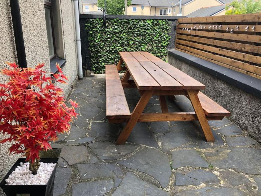 Snowdon House, 8 Bedrooms, Sleep 16, Close To Blackrock Sand Porthmadog Dış mekan fotoğraf