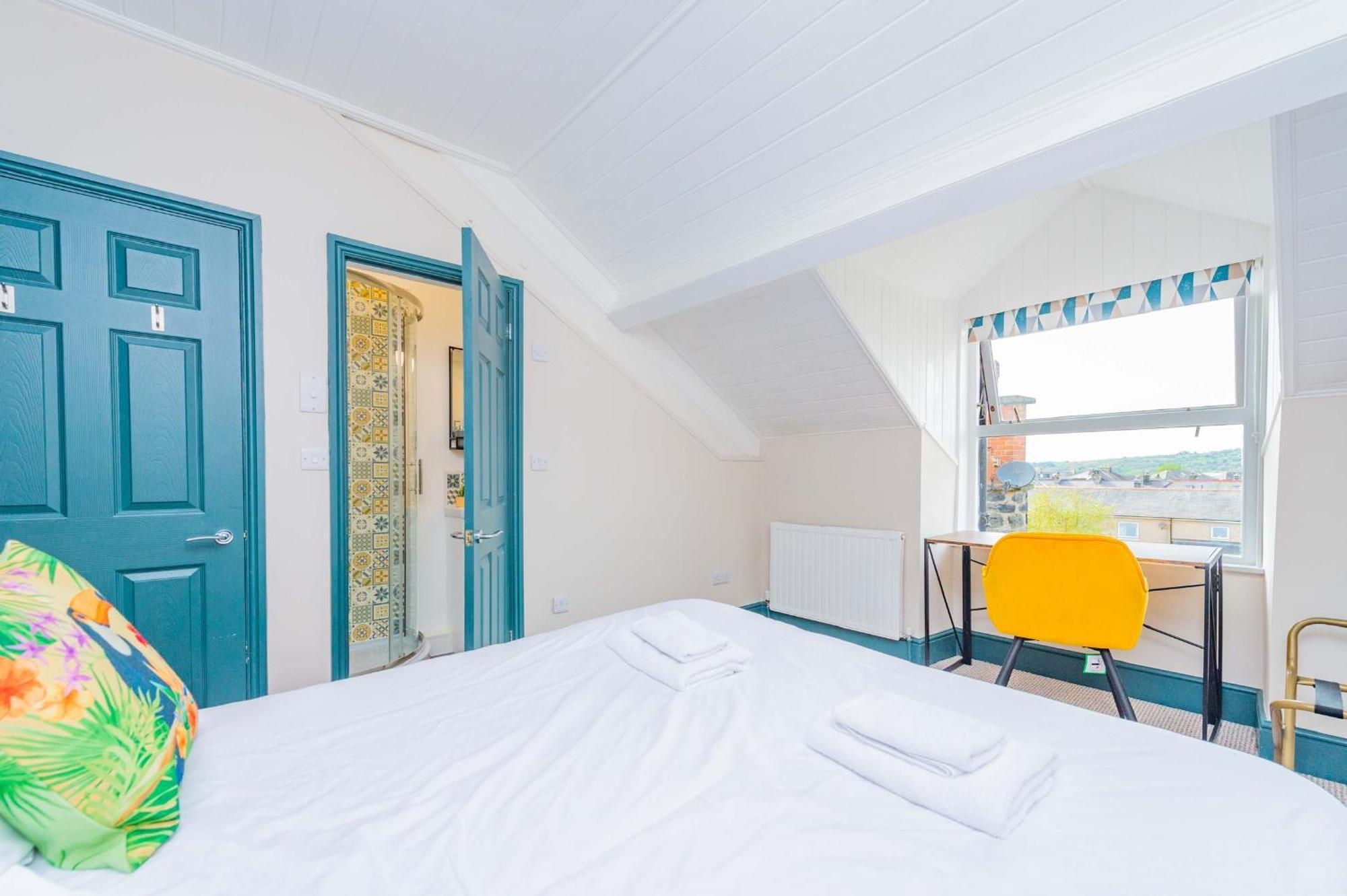 Snowdon House, 8 Bedrooms, Sleep 16, Close To Blackrock Sand Porthmadog Dış mekan fotoğraf